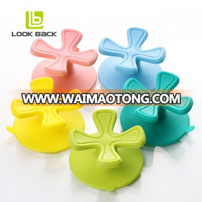 Waterproof Reusable Removable decorative plastic wall hooks